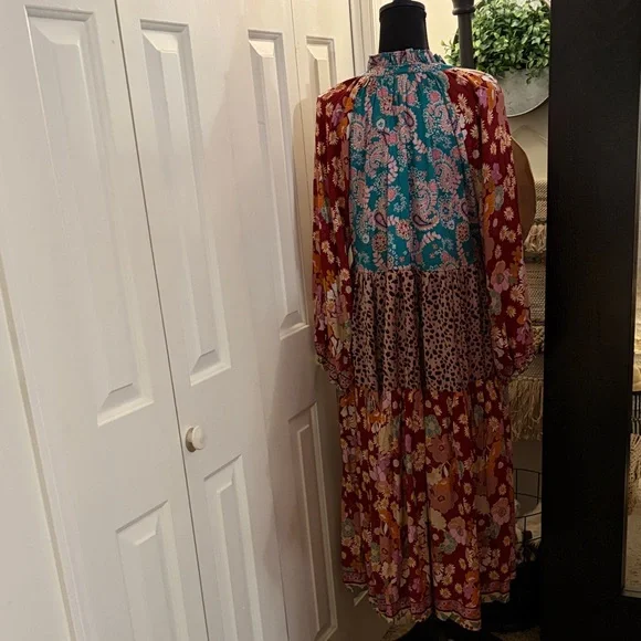 Umgee Multicolor Floral Long Sleeve Dress - Picture 2 of 8